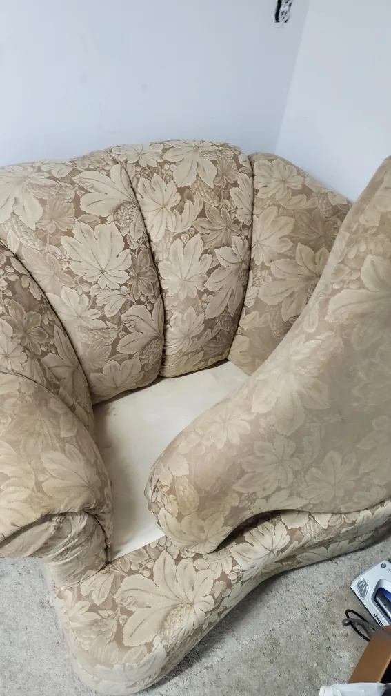 Floral Pattern Armchair image indicator(3)