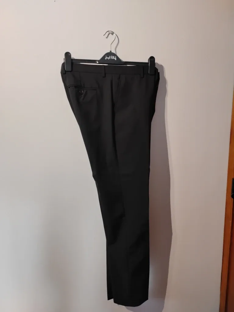 Le Chateau Black Wool Blend Dress Pants, Size 31