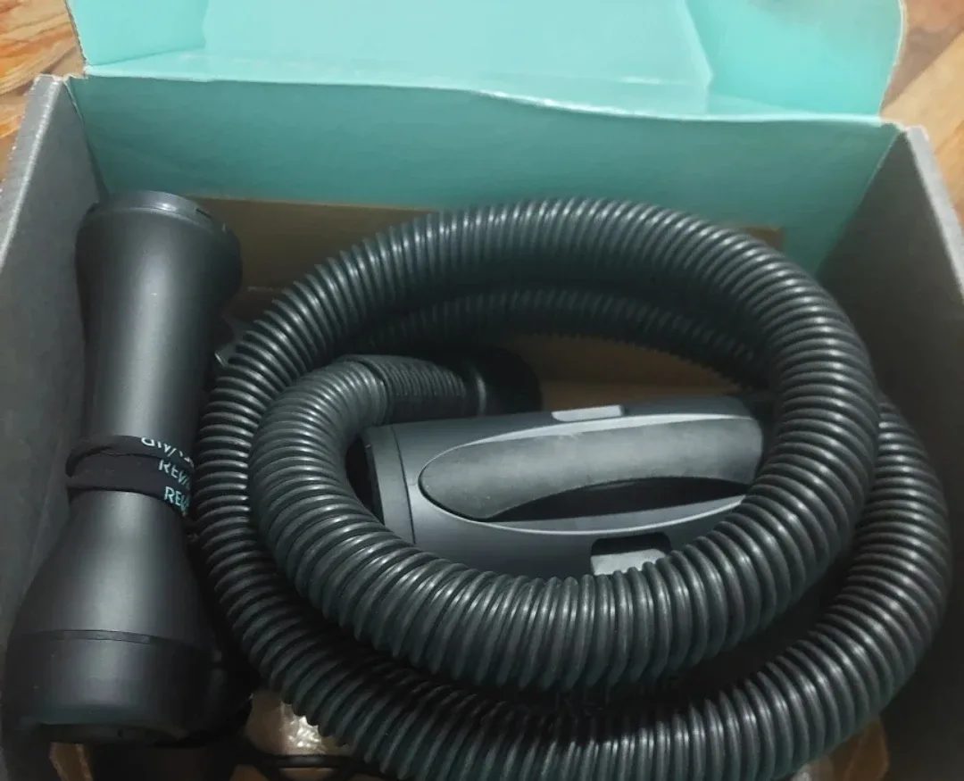 RevAir Reverse-Air Hair Dryer with Box image indicator(3)