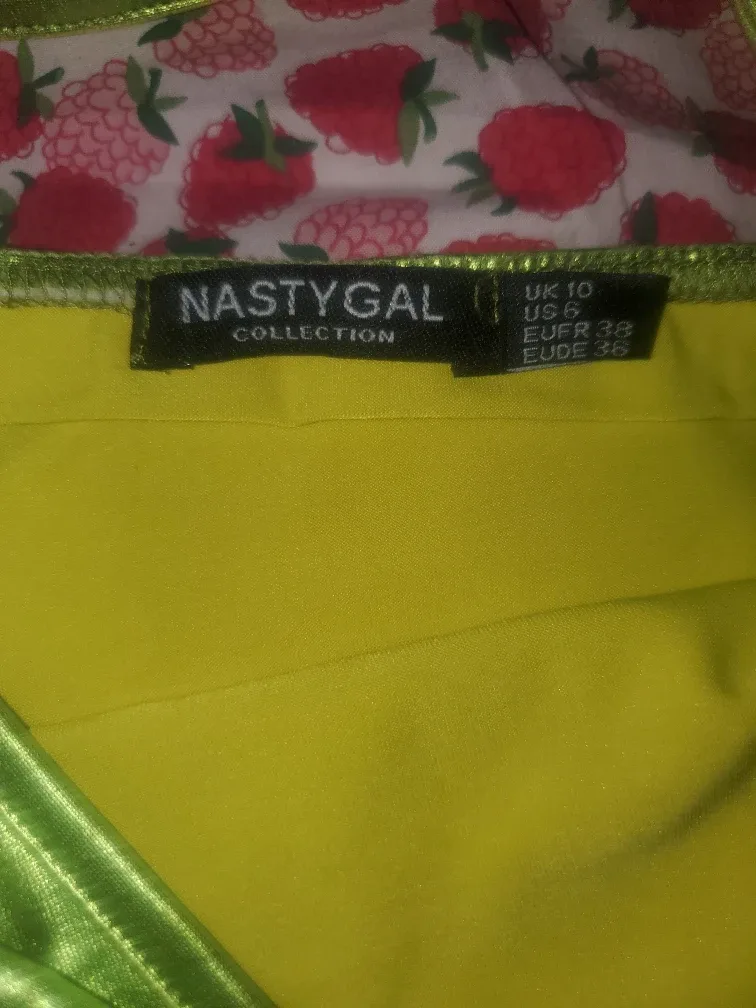 Green Dress - Size US 6 image indicator(2)