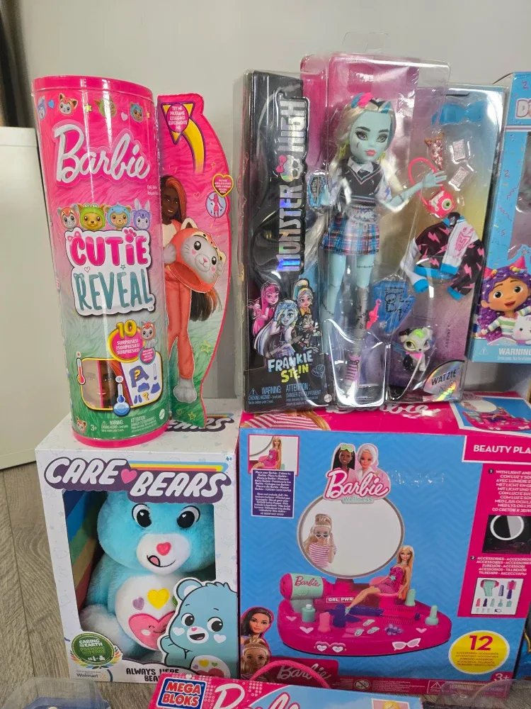 Brand new toys barbie dolls n xmas gifts image indicator(2)