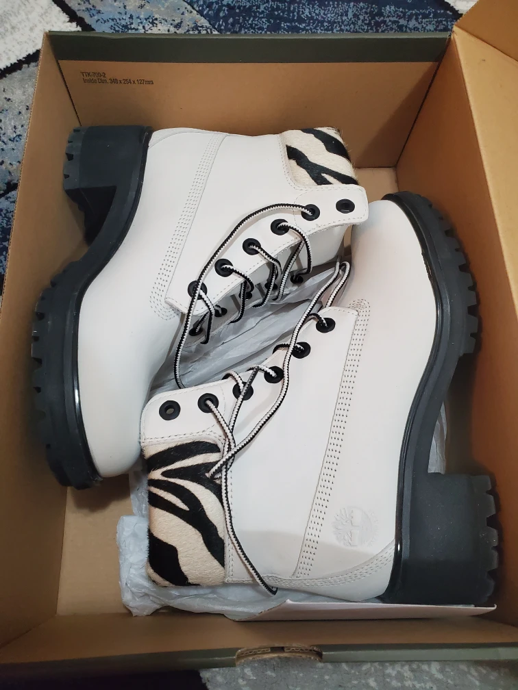 Timberland Kinsley Waterproof Boot, Size 8 - photo 2