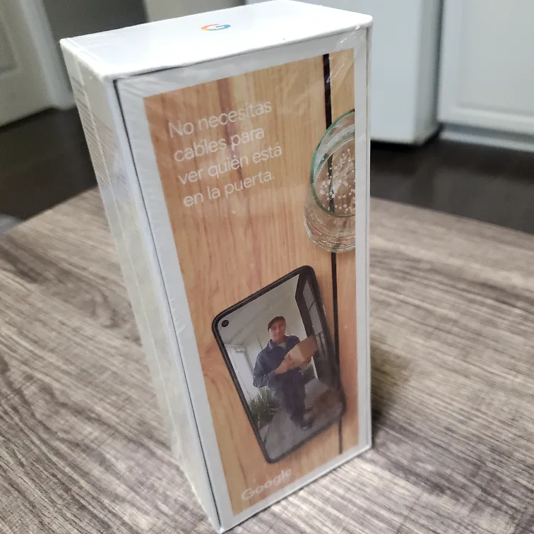 New Google Nest Doorbell - Never Used! image indicator(4)