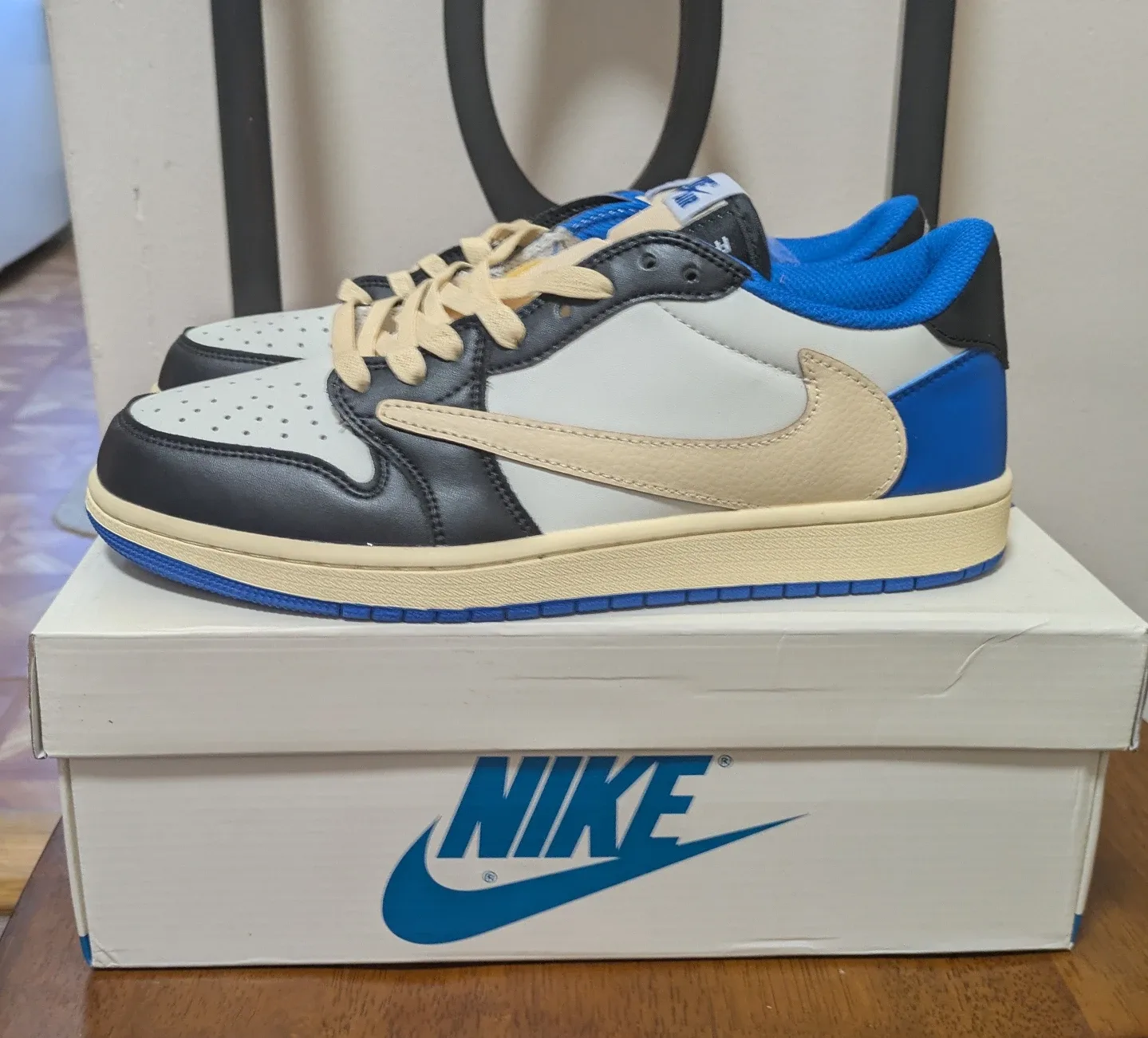 Nike Jordan x Travis Scott men size 7,8,9,10,11,12