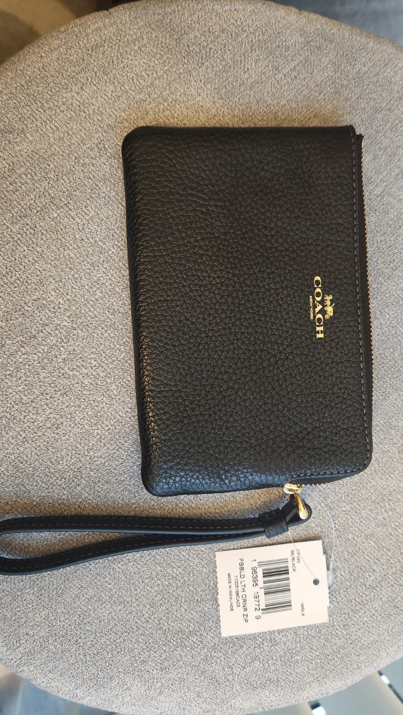 Coach Wristlet-- BNWT