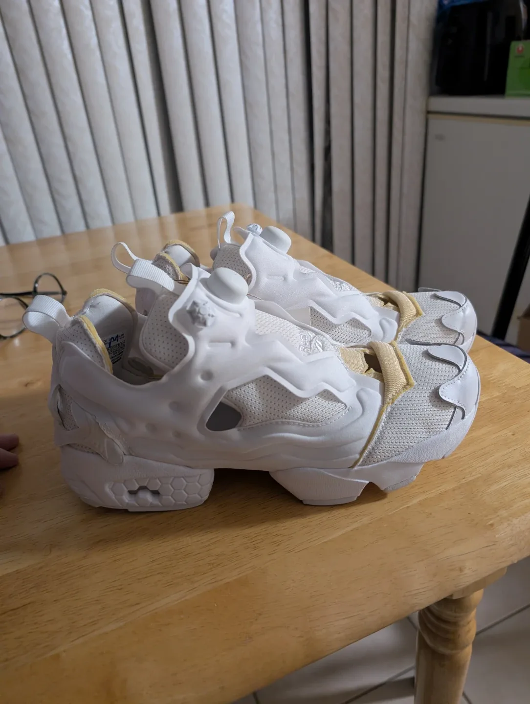 Reebok x Maison Margiela Instapump Fury OG White image indicator(3)