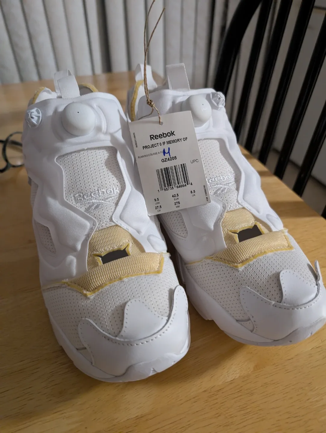 Reebok x Maison Margiela Instapump Fury OG White image indicator(7)