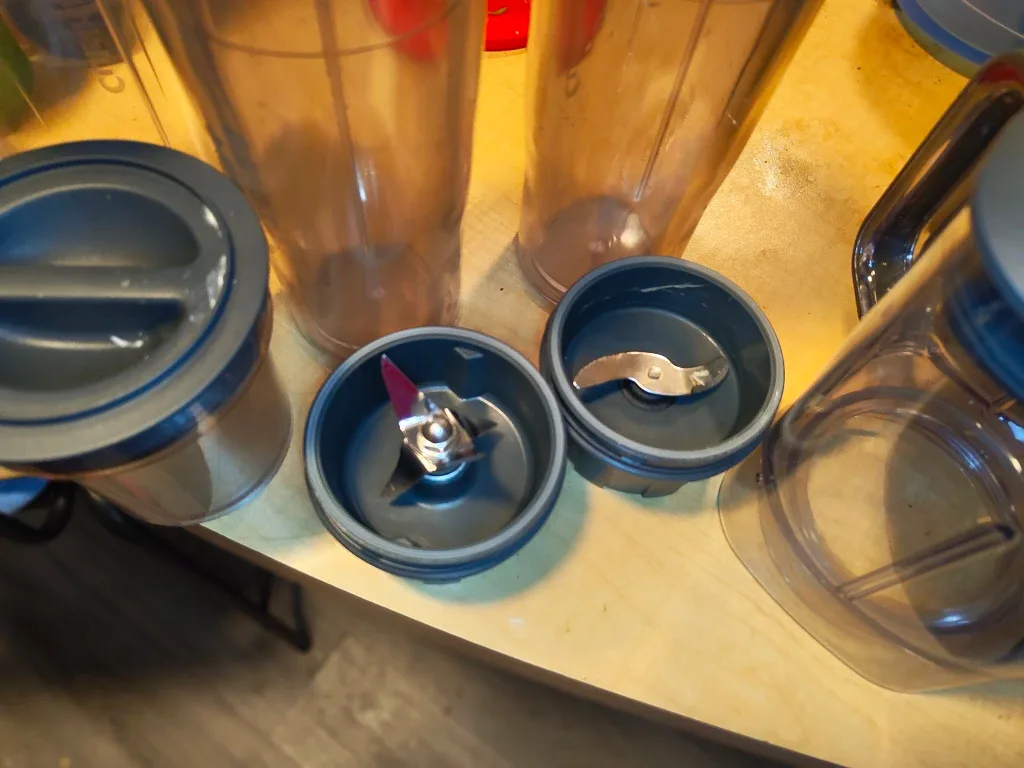 Cuisinart Compact Portable Blender and smoothie maker image indicator(3)