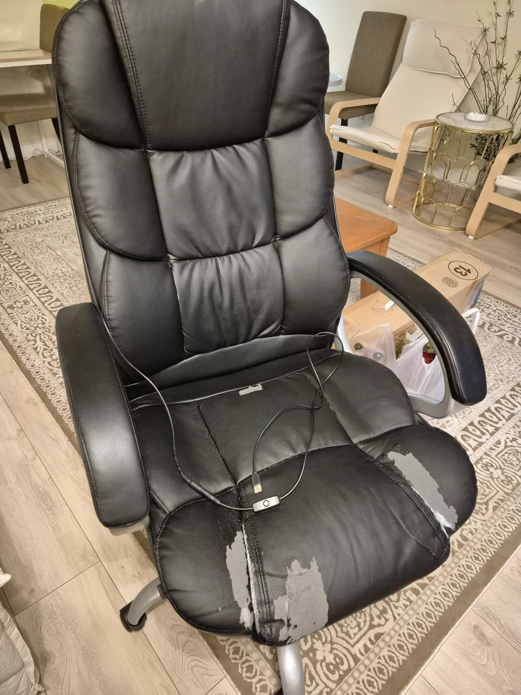 Black Office/Gaming Chair with a back massage system - Some Wear - photo 3