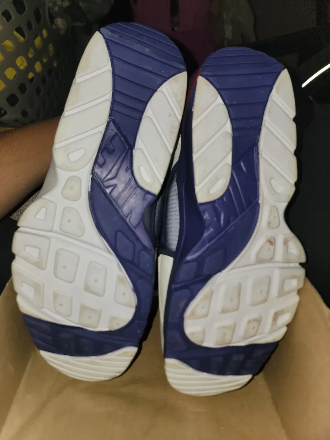 Nike Air Trainer Huarache Size 10.5 image indicator(6)