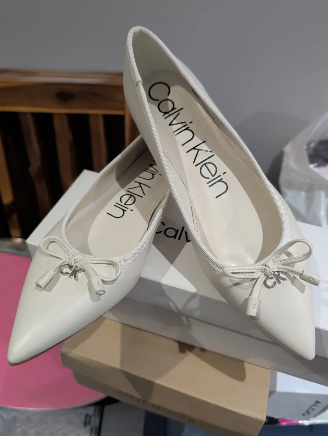 Calvin Klein White Ballet Flats - Size 7.5 image indicator(2)