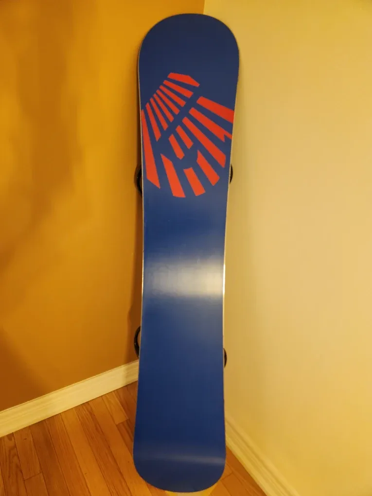 Burton Prime 155 Snowboard, with K2 Bindings, & K2 Raider Boots image indicator(2)