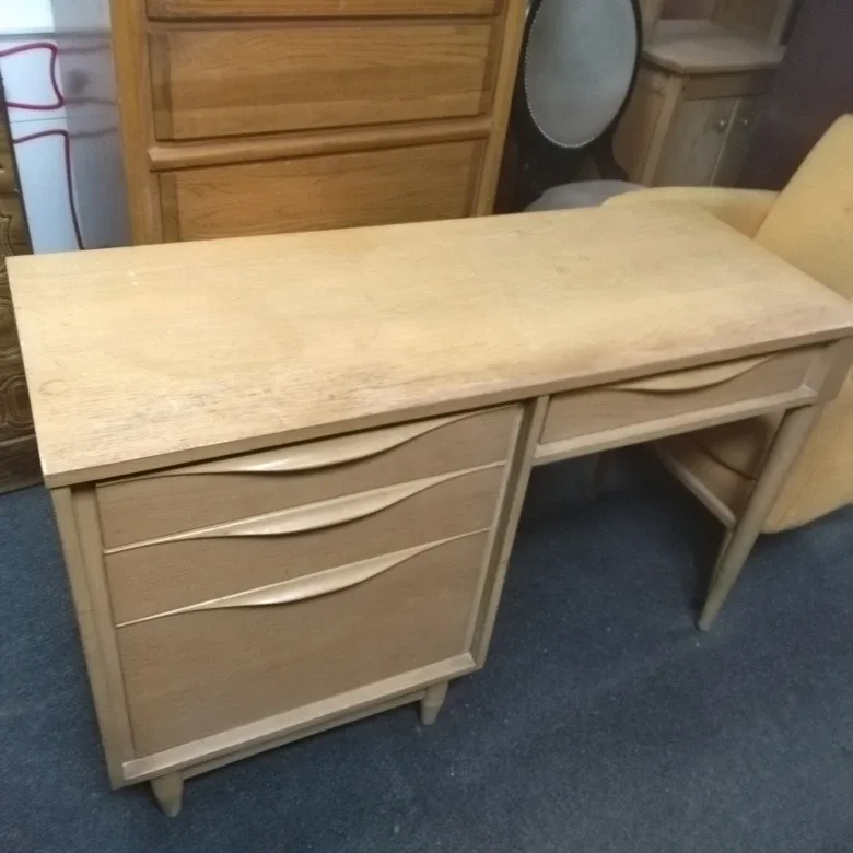 Desk mid century