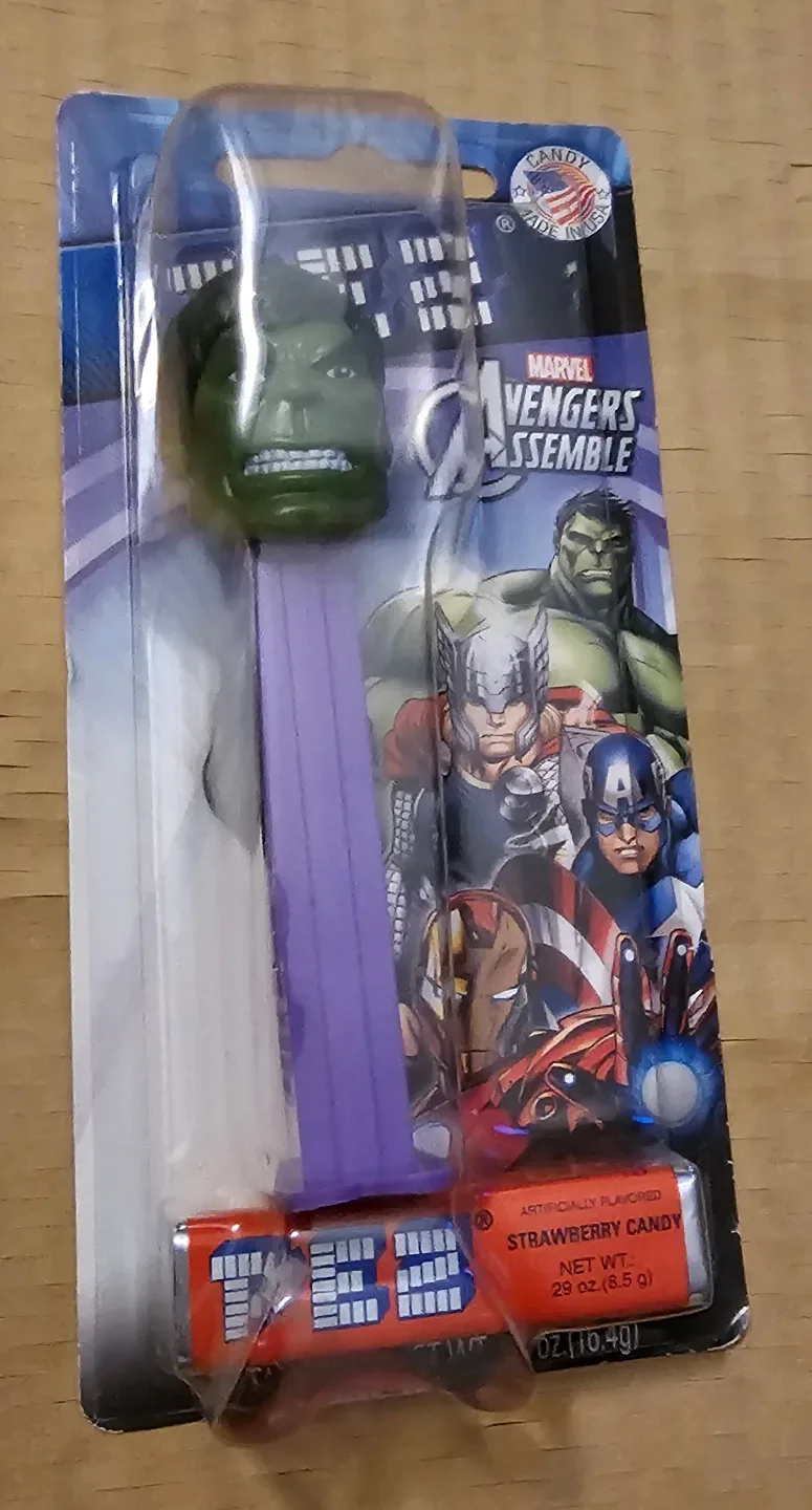 Marvel Avengers Assemble Hulk PEZ Dispenser - New!
