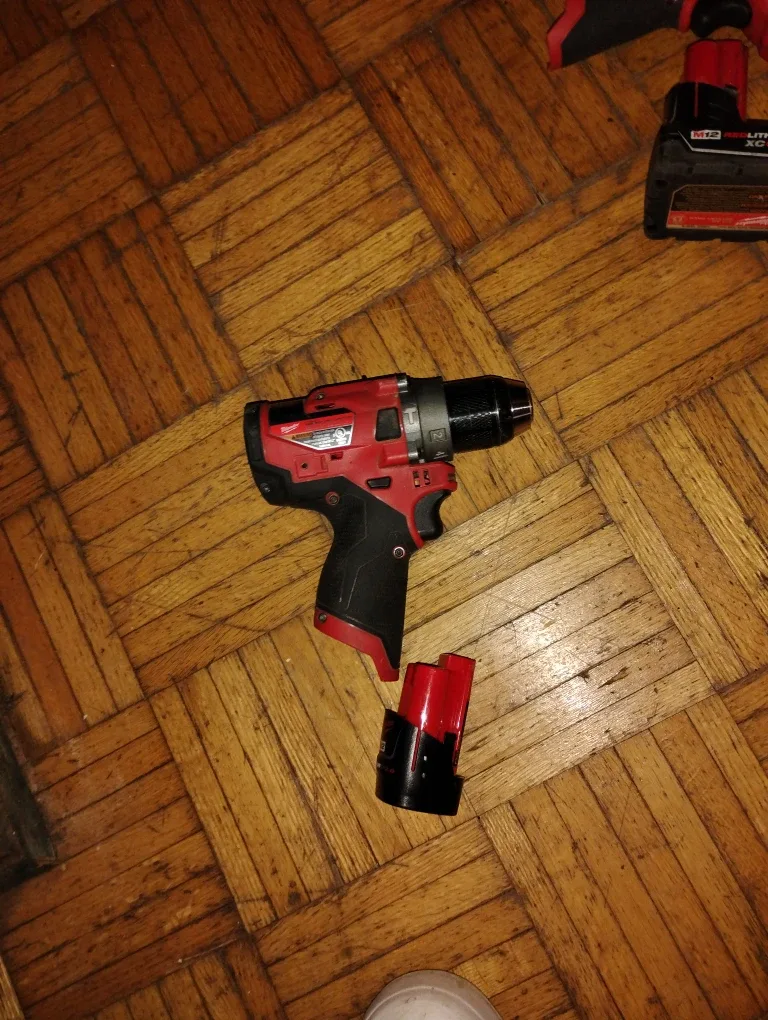 Milwaukee M12 Fuel Tool Set image indicator(5)