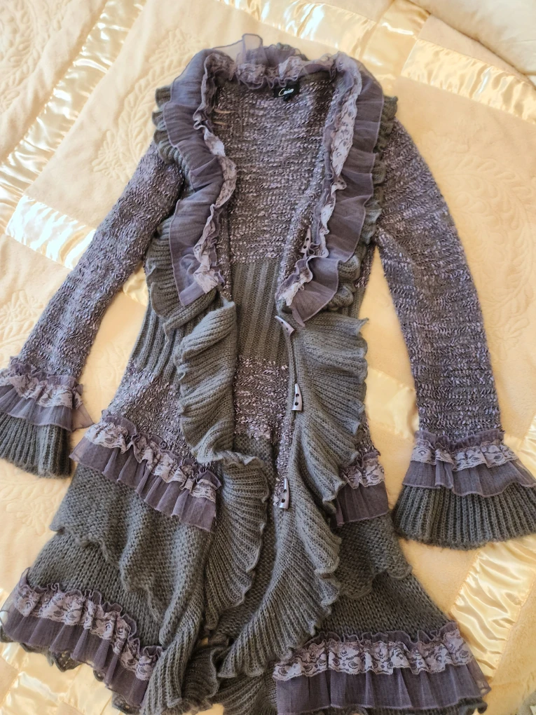 Ruffle Cardigan size Large - photo 2