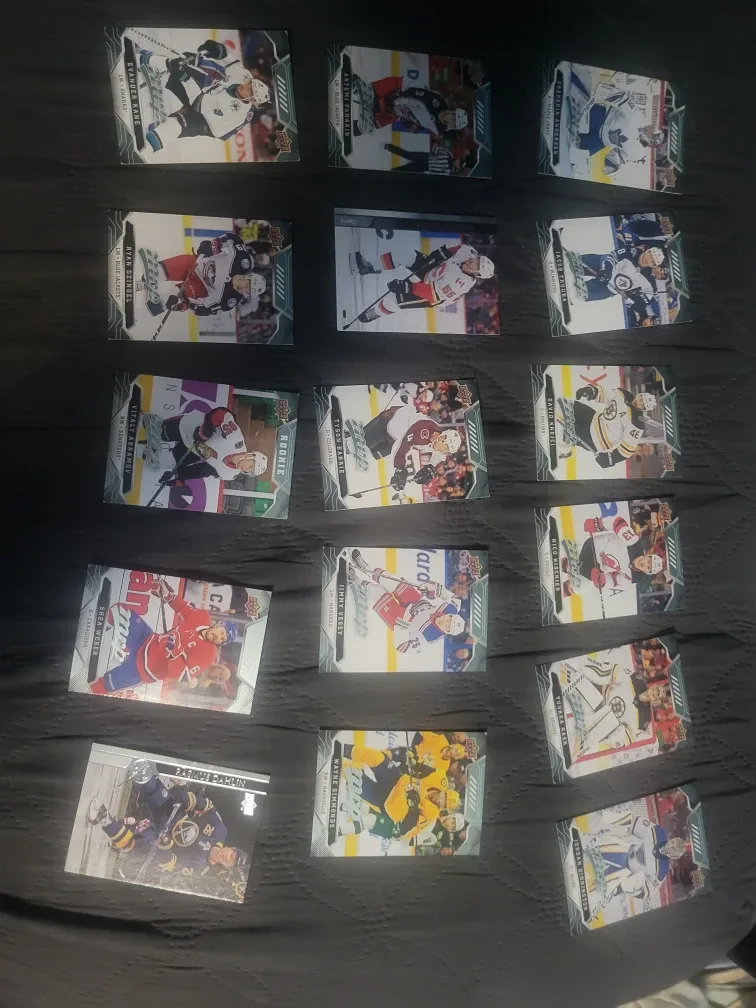 Hockey cards image indicator(7)