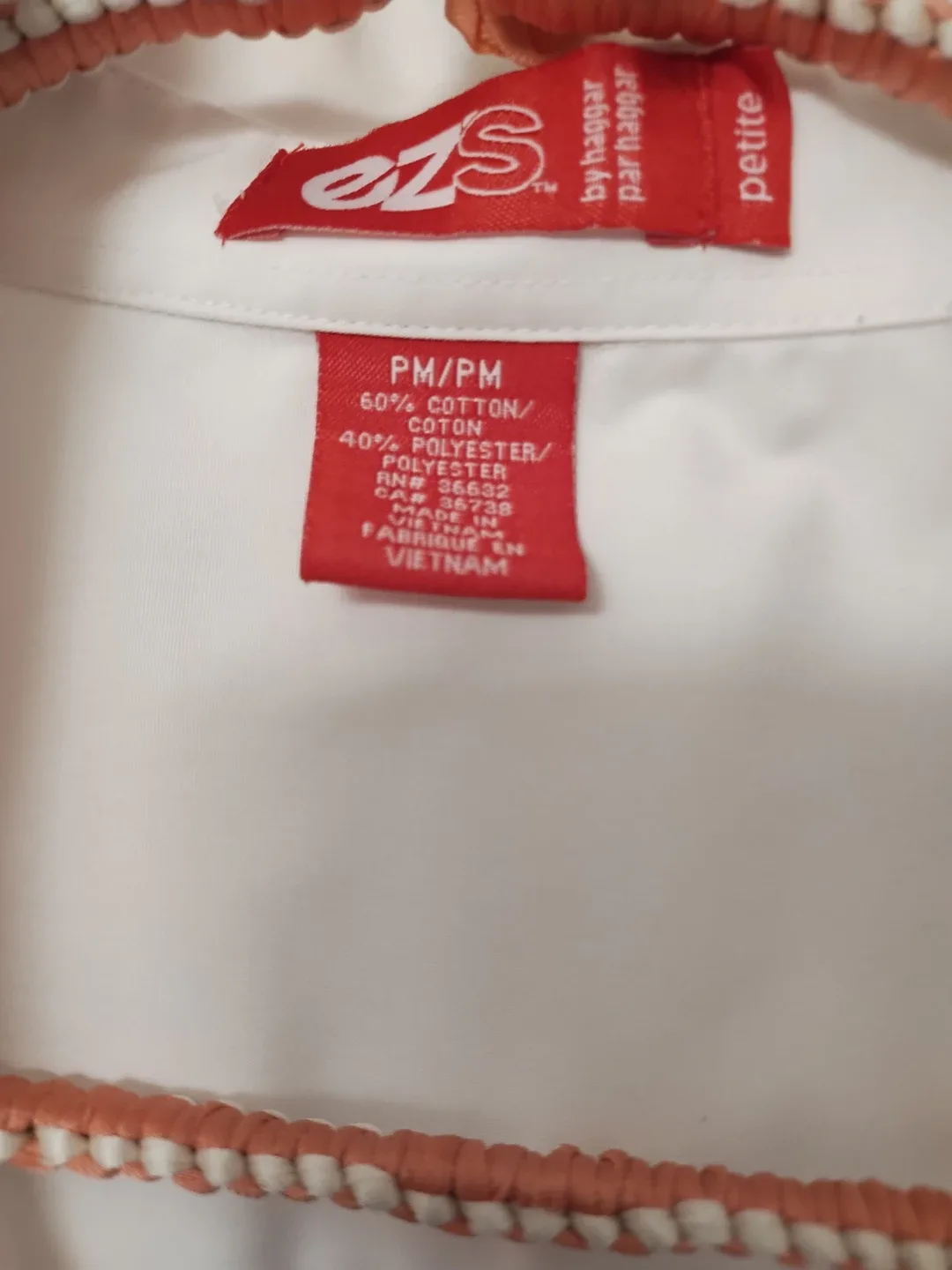 🥕Ets Haggar Petite White Button-Up Shirt - Size PM/M image indicator(3)