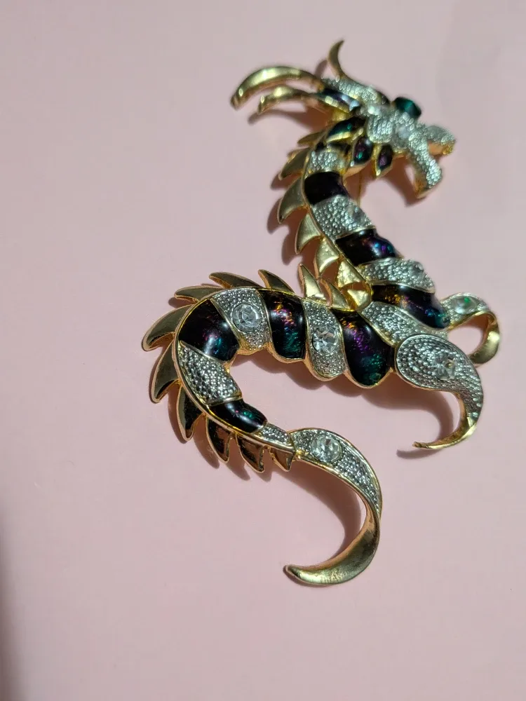 Vintage Dragon faux rhinestone & enamel Brooch image indicator(7)
