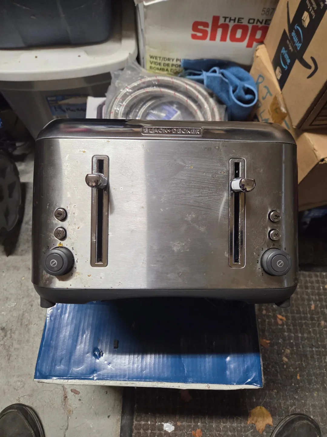 Black+Decker TR6490-SKT EXTRA-WIDE 4-Slice Toaster image indicator(2)