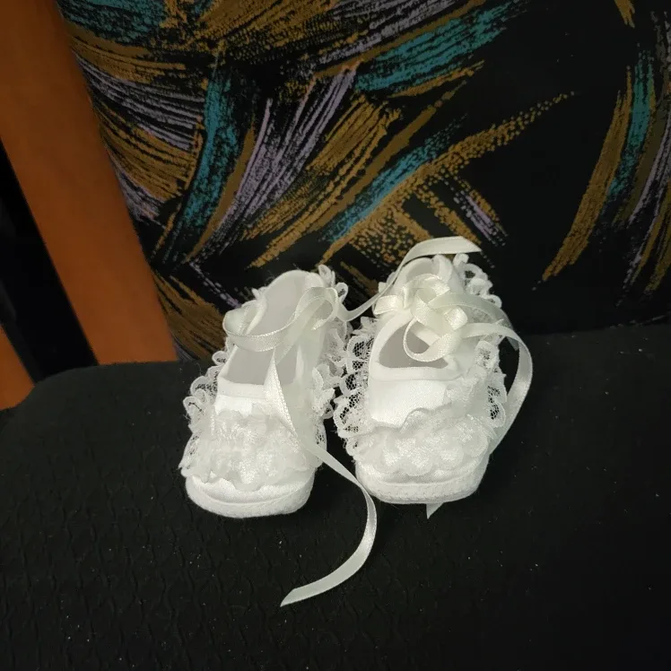 Trunks All Aboard: An Elephant ABC image indicator(3)