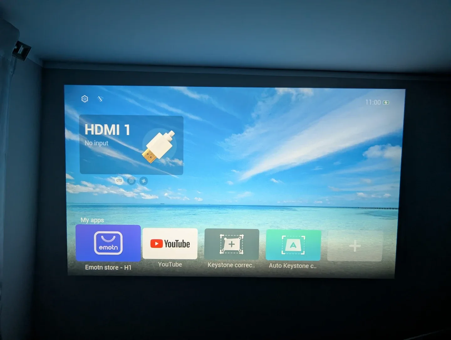 Brand New Emotn Battery Powered Smart Projector For Sale 🥕 image indicator(10)