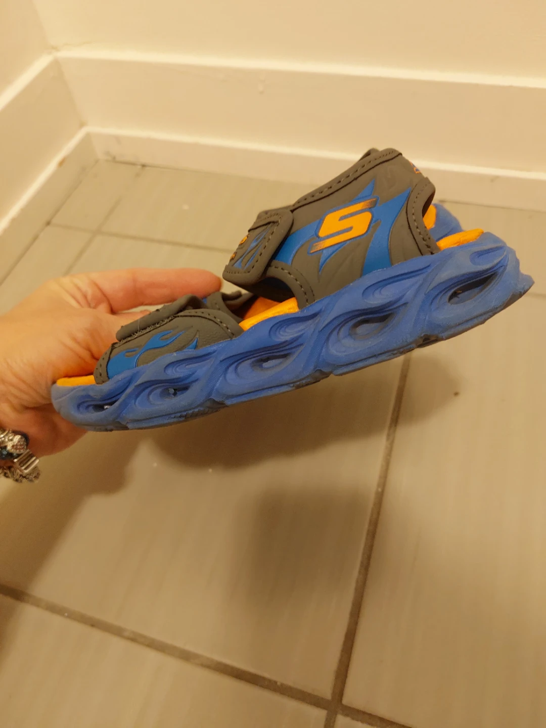 Skechers Thermo-Flash Sandals - Size 10 - photo 3