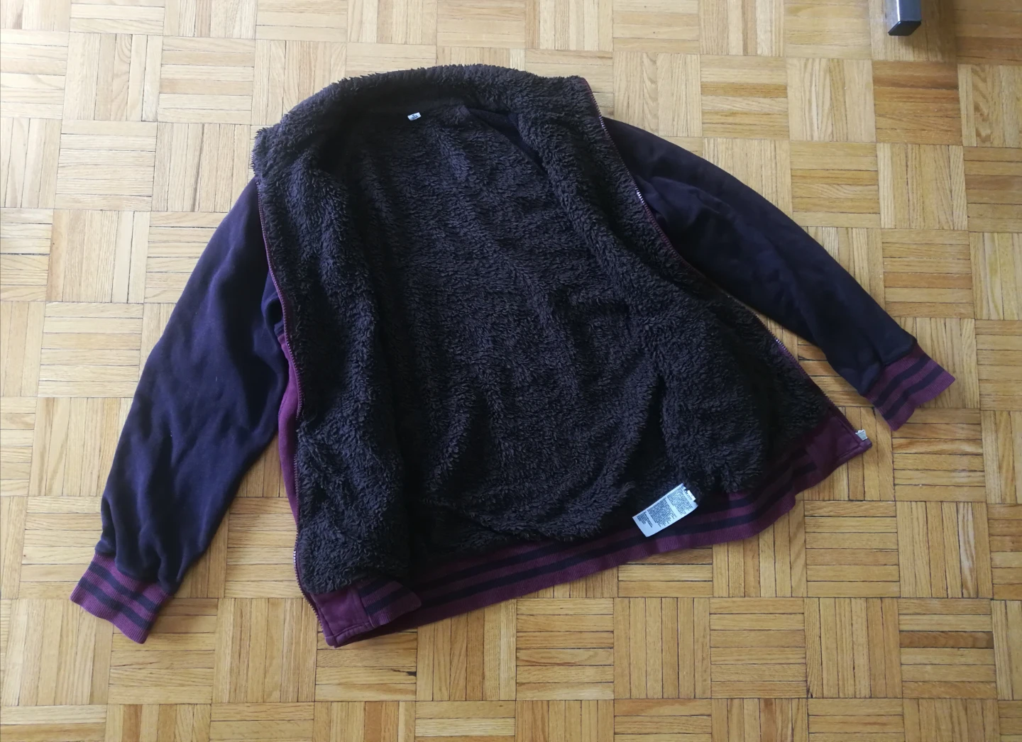 Vintage Uniqlo Maroon Fleece Lined Jacket - XL/L - photo 4