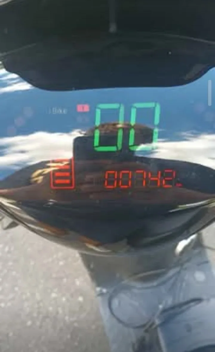 Emmo Black Electric moped image indicator(2)