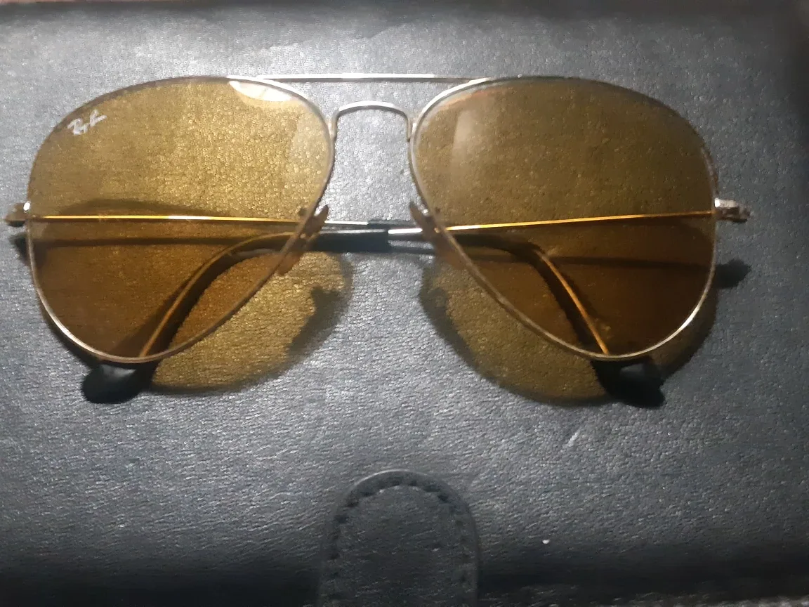 Ray-Ban Aviator Sunglasses