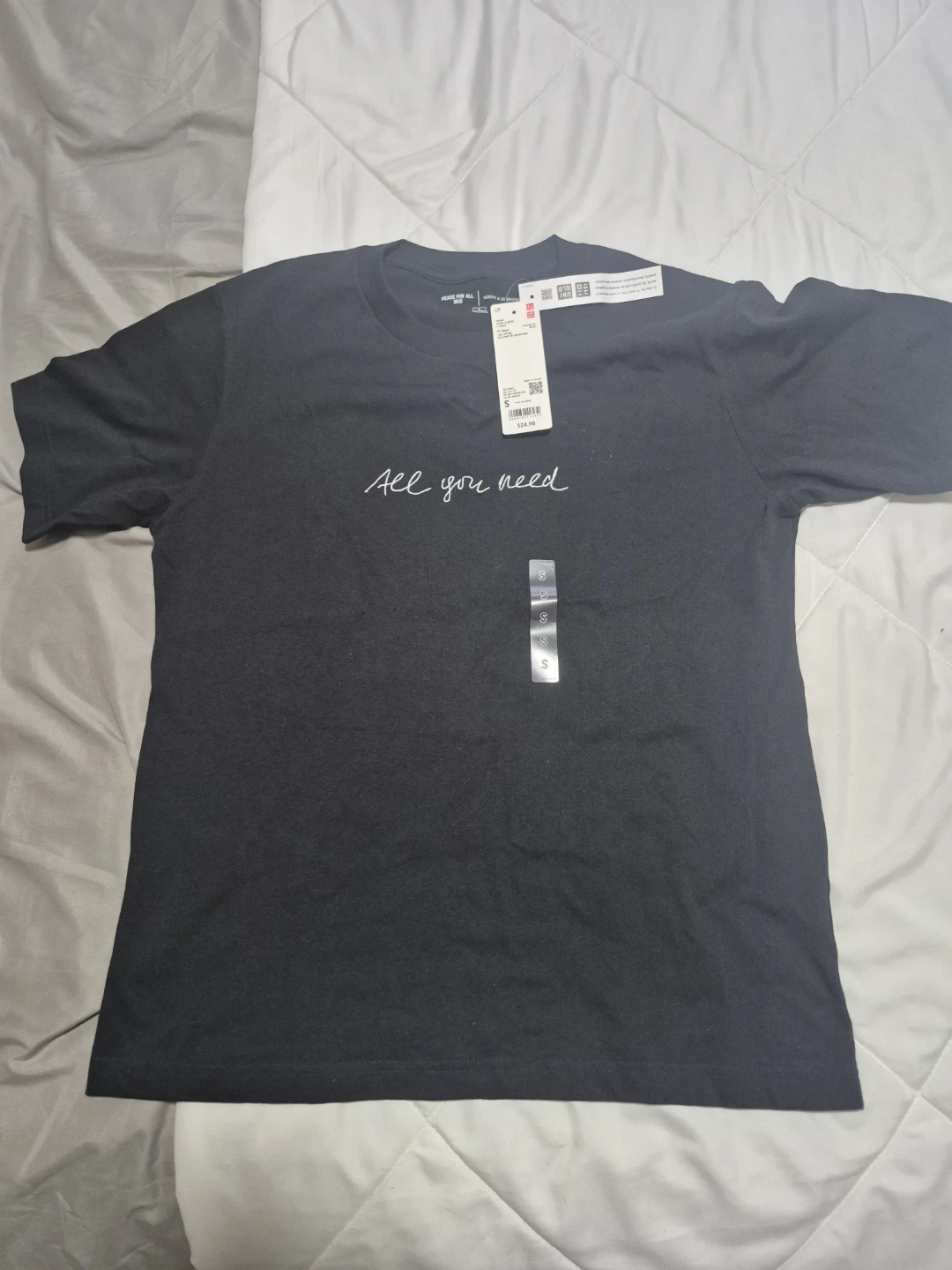 Universal Thread & Uniqlo T-Shirts - Size S - photo 3
