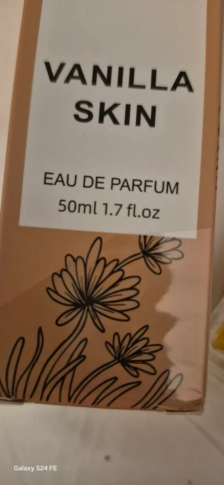 Flatpea 50 ml perfume  and 50 nobody spray image indicator(4)