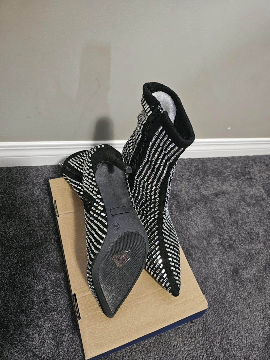 Black & Silver Ankle Boots - Size 9 - photo 3