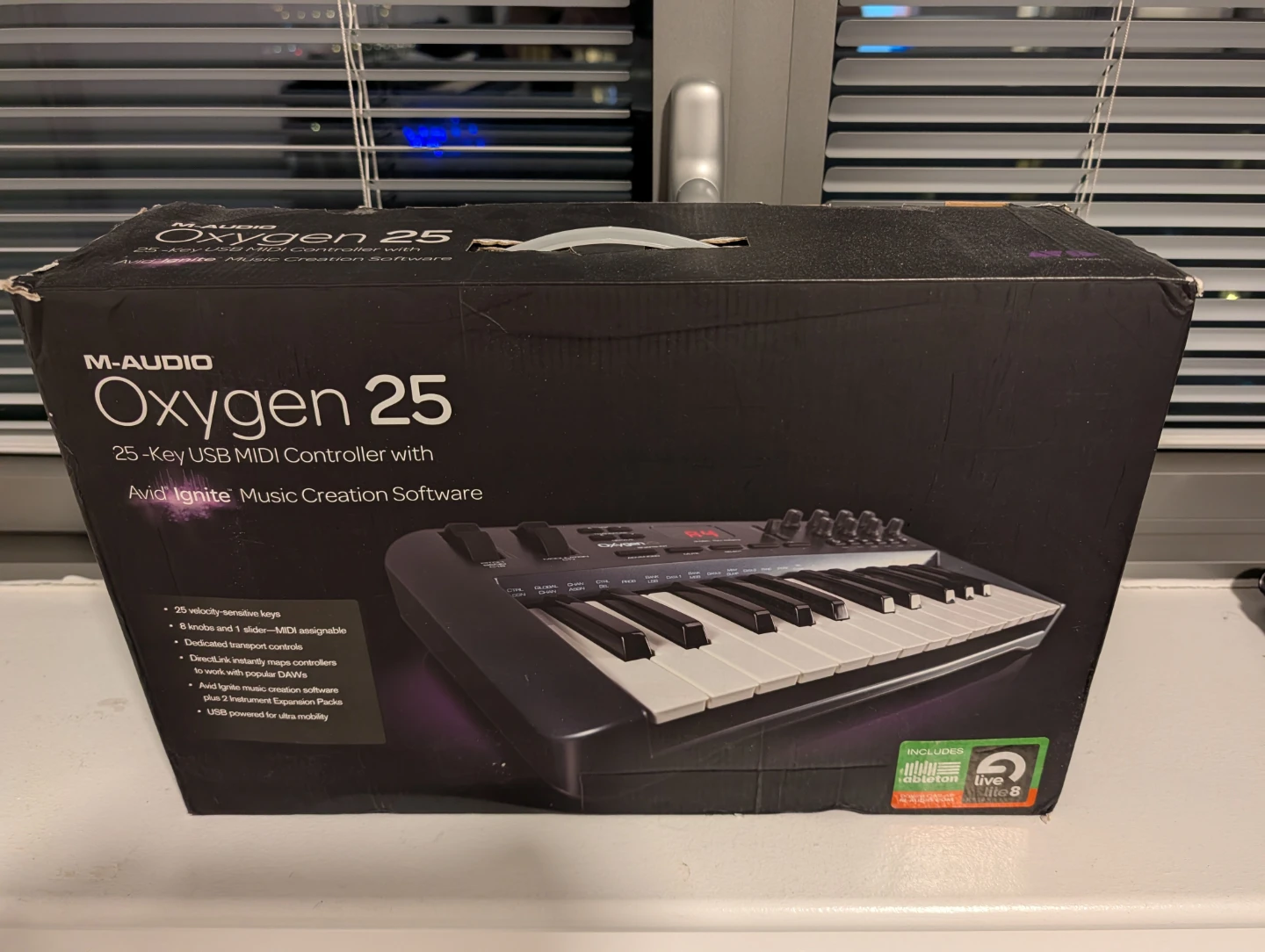 M-Audio Oxygen 25 25-Key USB MIDI Controller - photo 2