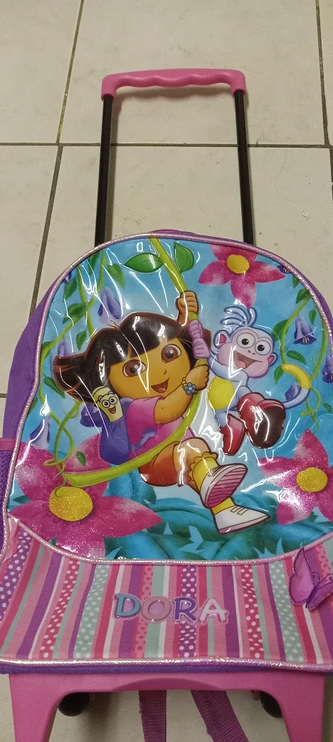 Dora the Explorer Rolling Backpack image indicator(2)