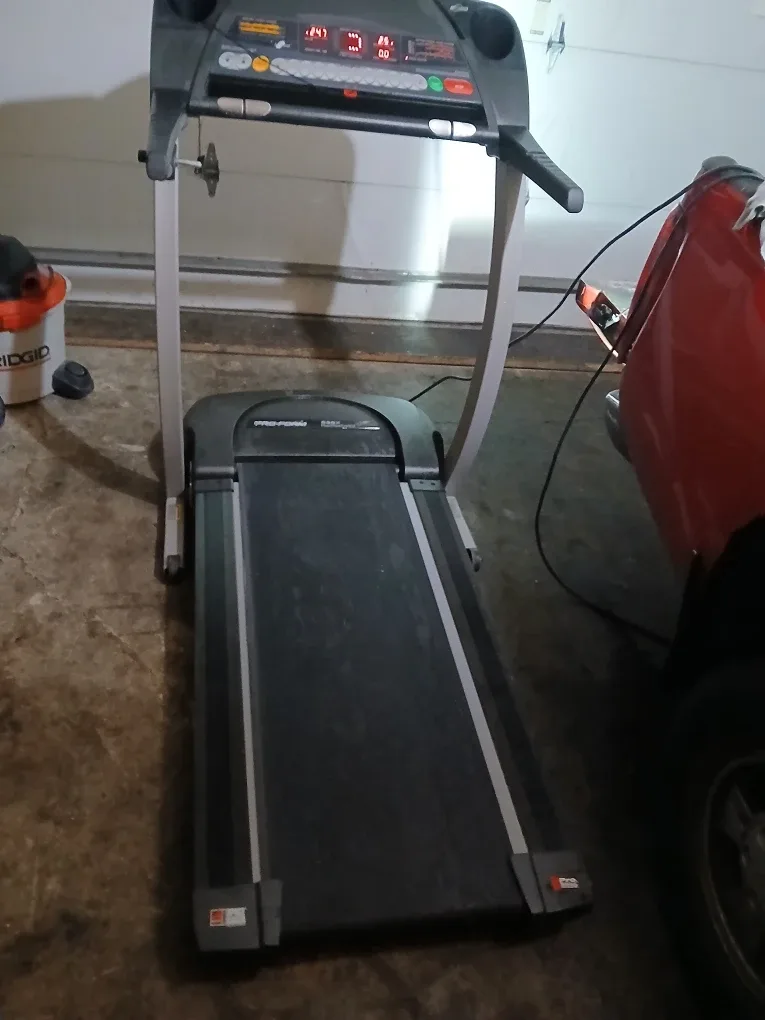 Treadmill mill good condition