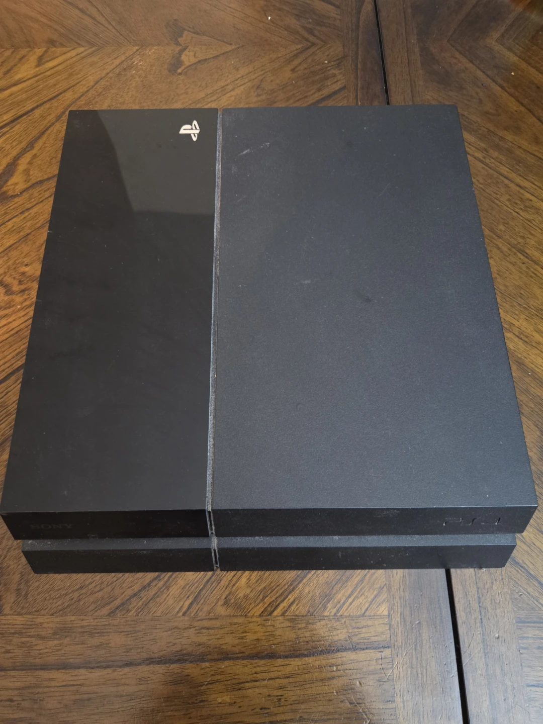 PlayStation 4 (PS4) Console - photo 3