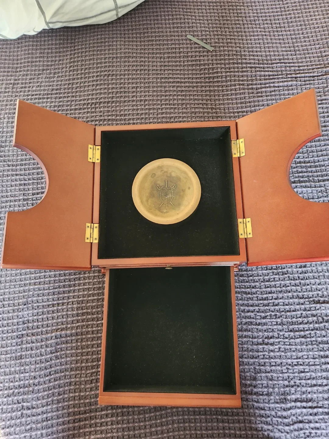 Bombay Co. Backgammon/Checker Board Game Set(only pick up) image indicator(2)