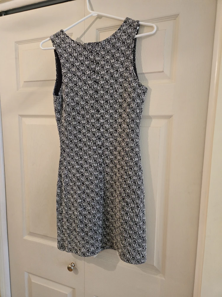Flattering dress - photo 2