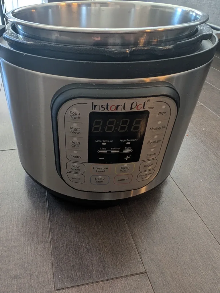 Instant Pot Duo - Pressure Cooker