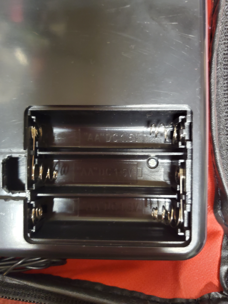 Red AM/FM Radio Lunch Box - photo 2