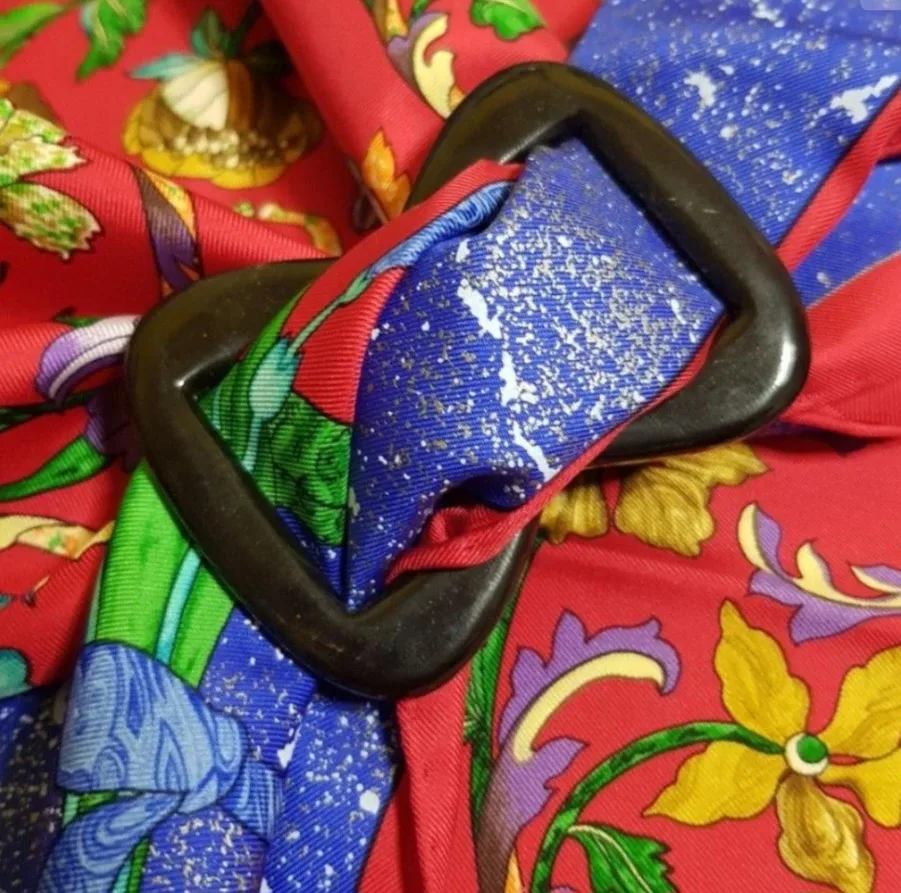 Handmade Buffalo Horn Scarf Rings - 2 Colours (Black and Brown) image indicator(2)