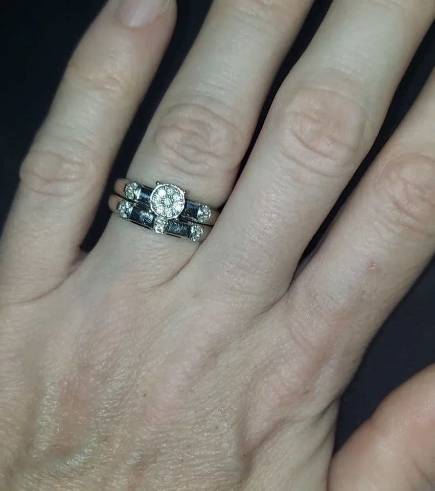 Wedding & Engagement 10k white gold Ring Set image indicator(3)