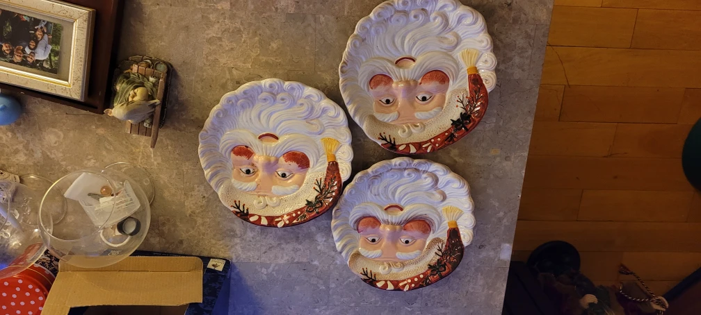 Nantucket Home Santa Face Plate Set - photo 4