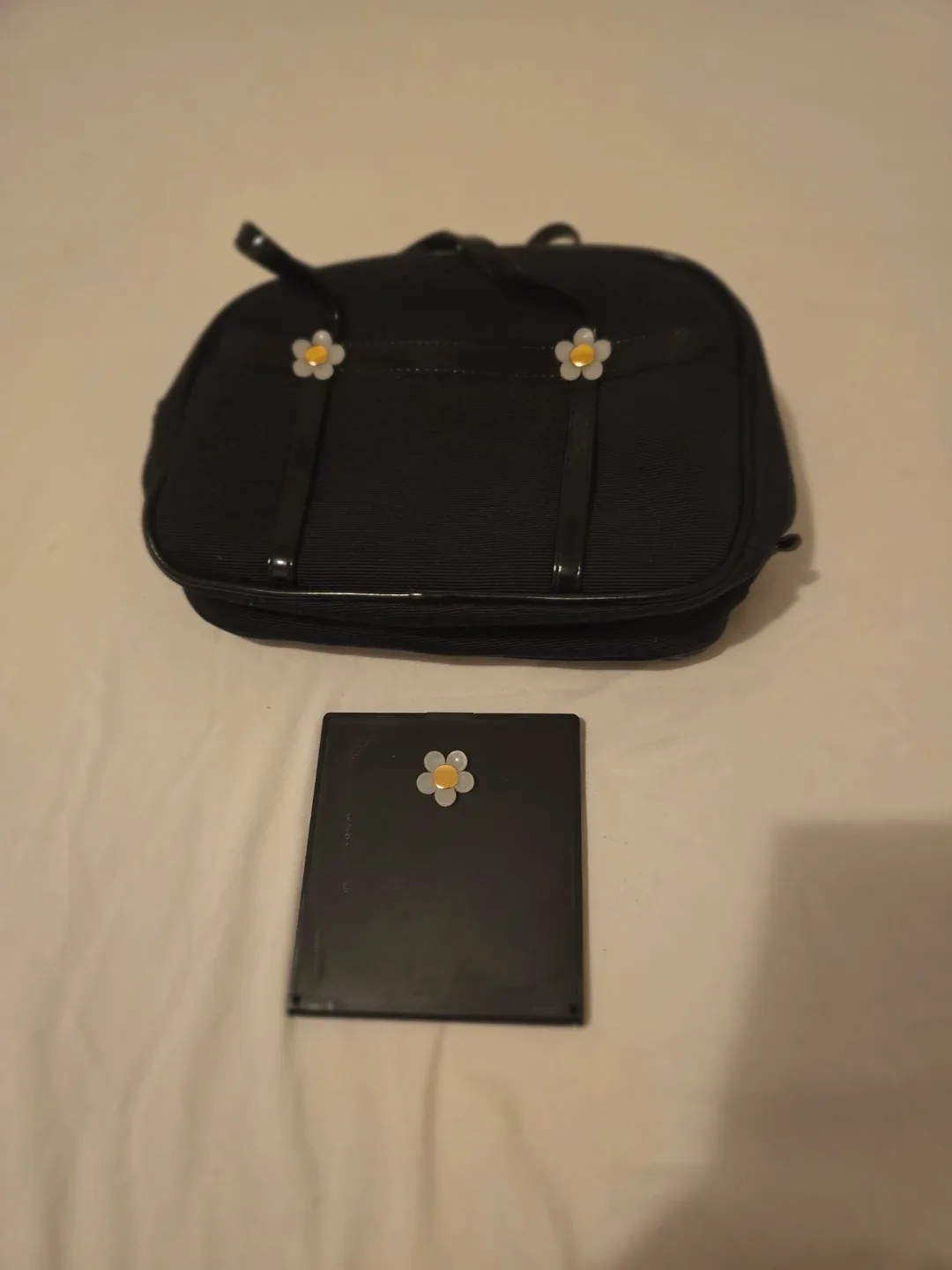 Black Daisy Purse with Mirror Mary Quant Japan thumbnail
