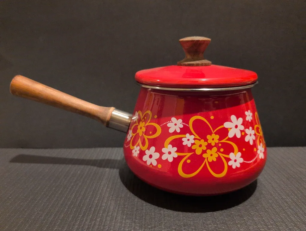 Vintage Red Floral Enamelware Saucepan with Lid