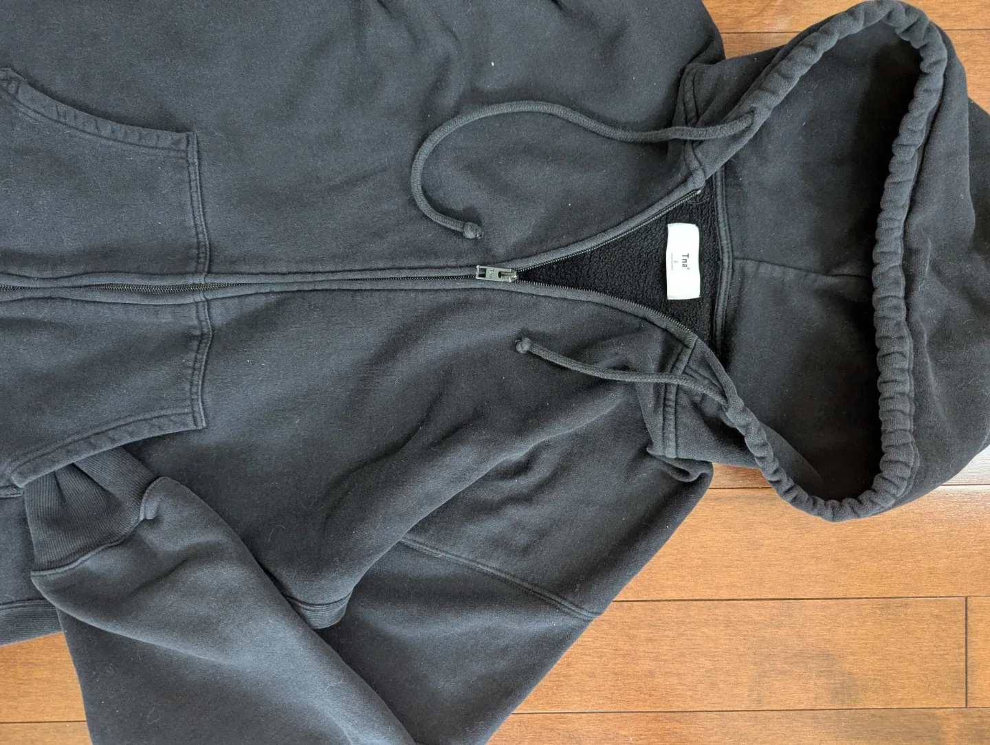 TNA COZY BOYFRIEND ZIP UP HOODIE image indicator(2)