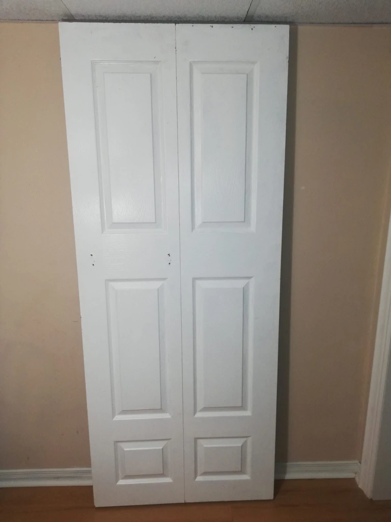 White Bi-Fold Door - photo 2