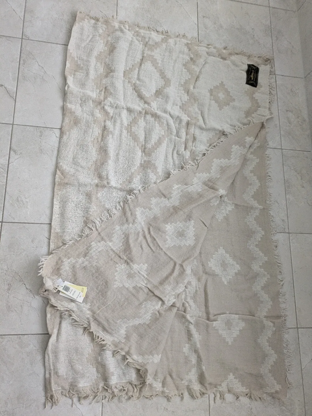 Wilfred Diamond Scarf - Birch/Grey image indicator(3)