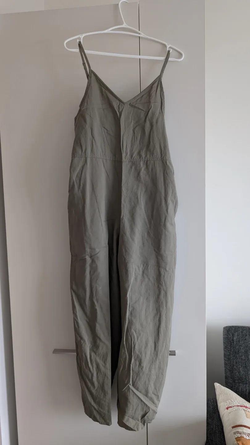 Uniqlo Olive Green Jumpsuit - Size XS